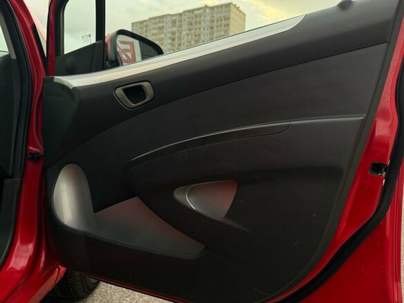 2011 Chevrolet Spark III, красный, 460000 рублей - вид 17