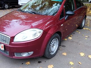 2011 Fiat Linea, красный, 400000 рублей, вид 1
