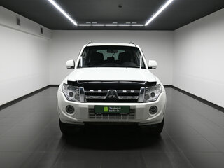 2012 Mitsubishi Pajero IV Рестайлинг 1, белый, 1725000 рублей, вид 3
