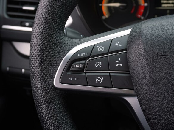 2024 Lada (ВАЗ) Vesta I Рестайлинг (NG), белый, 1197000 рублей - вид 12