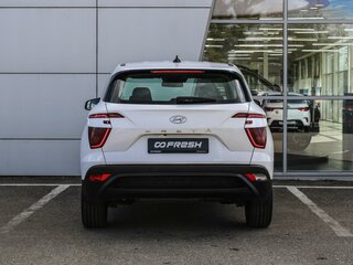 2022 Hyundai Creta II, белый, 2430000 рублей, вид 4