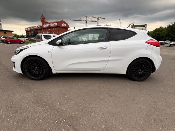2016 Kia Ceed II Рестайлинг, белый, 1299000 рублей - вид 22