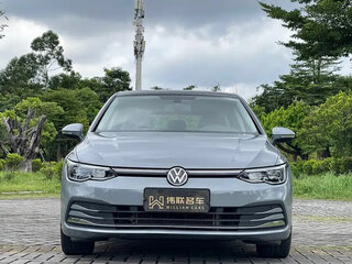 2024 Volkswagen Golf VIII, серый, 2020007 рублей, вид 3