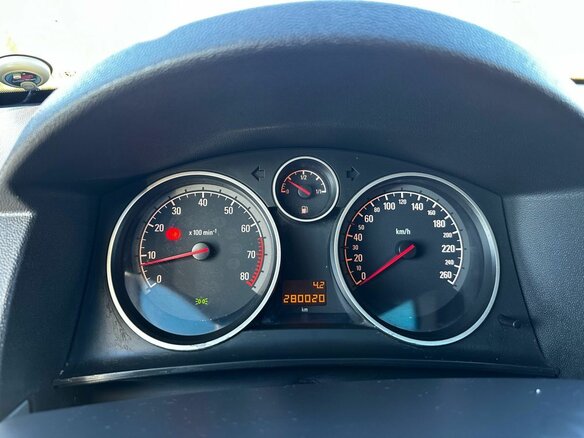 2011 Opel Astra H Рестайлинг, серый, 350000 рублей - вид 9