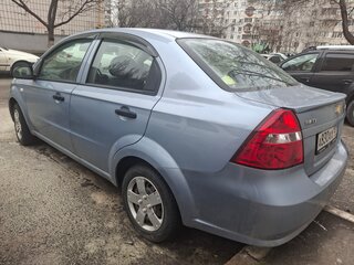 2011 Chevrolet Aveo I Рестайлинг, голубой, 450000 рублей, вид 4