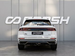 2021 Audi Q8 55 TFSI I (4M), белый, 9750000 рублей, вид 4