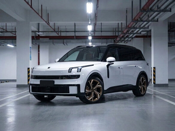 2026 Lynk & Co 900, белый, 7300000 рублей