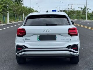 2022 Audi Q2 L e-tron I Рестайлинг, белый, 1561226 рублей, вид 5