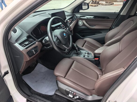 2022 BMW X1 Long 20Li sDrive II (F48) Рестайлинг, белый, 1760000 рублей - вид 9