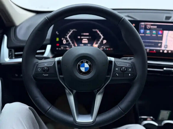 2023 BMW X1 20Li sDrive III (U11/U12), белый - вид 11