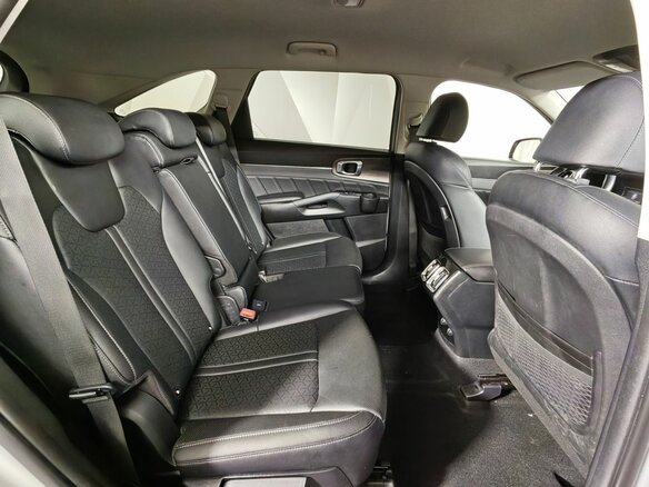 2023 Kia Sorento IV, серый, 4000000 рублей - вид 15