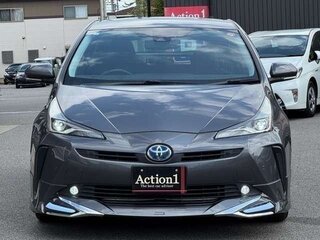 2021 Toyota Prius IV Рестайлинг (XW50), серый, 2000012 рублей, вид 1