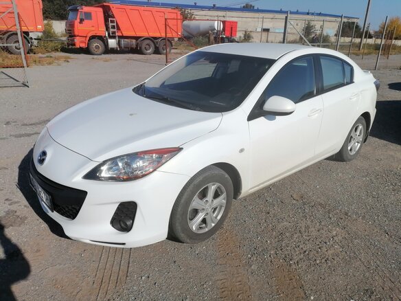 2012 Mazda 3 II (BL) Рестайлинг, белый, 903000 рублей - вид 1