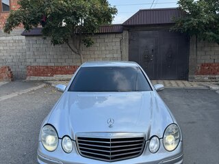 2004 Mercedes-Benz E-Класс 500 III (W211, S211), серебристый, 870000 рублей, вид 1