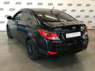 2013 Hyundai Solaris I, чёрный, 570000 рублей, вид 3