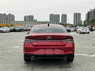 2023 Hyundai Elantra VII (CN7), красный, 1876000 рублей, вид 5