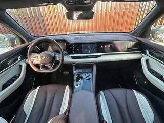 2023 Geely Monjaro I, серый, 3500000 рублей, вид 4