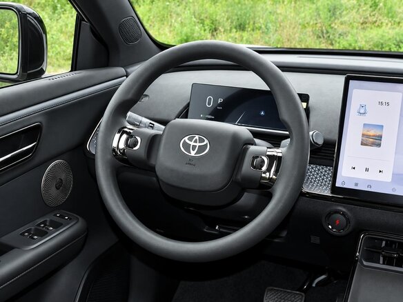 2026 Toyota bZ3X 58.3 kWh, белый, 2810000 рублей - вид 8