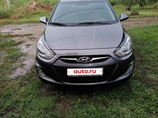 2013 Hyundai Solaris I, серый, 890000 рублей, вид 1