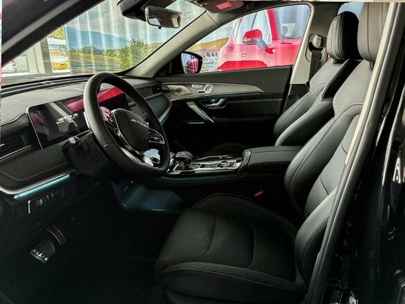 2026 Jetour X70+ I Рестайлинг, чёрный, 3099000 рублей - вид 6