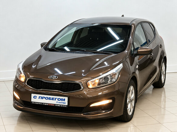 2018 Kia Ceed II Рестайлинг, коричневый, 1430000 рублей