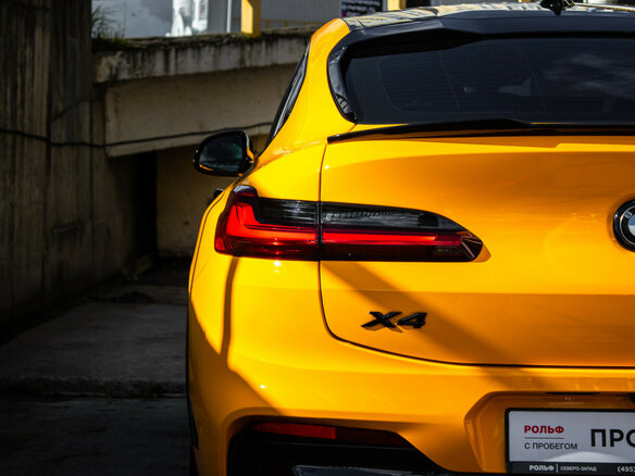 2021 BMW X4 30d II (G02), жёлтый, 4969000 рублей - вид 16