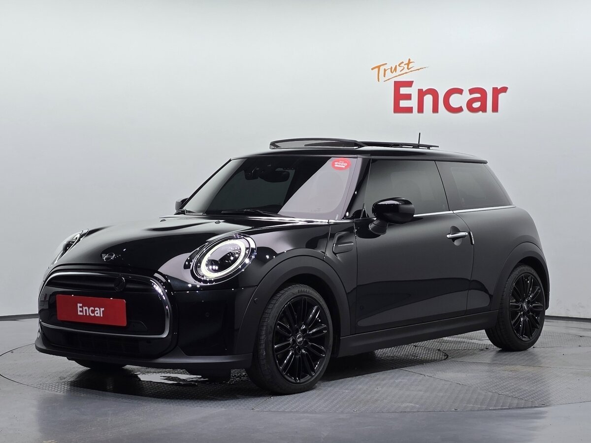 Открыть фотографии: Mini Hatch III (F55/F56) Рестайлинг 2