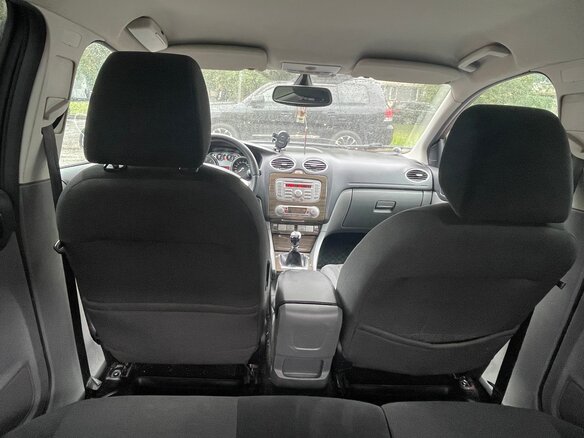 2008 Ford Focus II Рестайлинг, красный, 370000 рублей - вид 13
