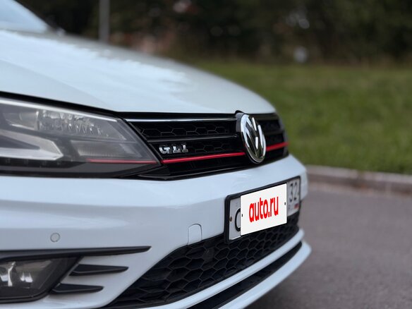 2015 Volkswagen Jetta GLI VI Рестайлинг, белый, 1650000 рублей - вид 23