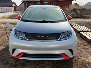 2025 BYD Dolphin 44.9 kWh I, серебристый, 1675000 рублей, вид 2