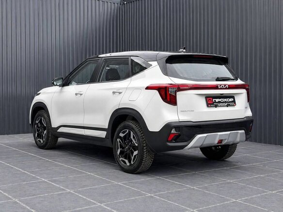 2025 Kia Seltos I Рестайлинг, белый, 2286000 рублей - вид 11