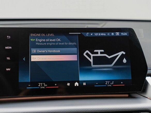 2026 BMW X1 Long 25Li xDrive III (U11/U12), белый, 5990000 рублей - вид 31