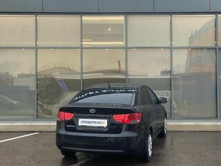 2009 Kia Cerato 5-speed II, чёрный, 475000 рублей, вид 4