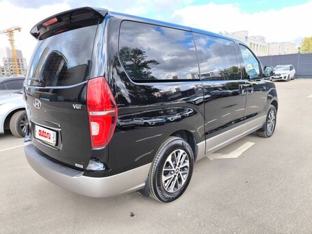 2019 Hyundai Grand Starex I Рестайлинг 2, чёрный, 3950000 рублей, вид 4