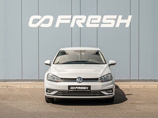 2018 Volkswagen Golf VII Рестайлинг, белый, 1905000 рублей, вид 3