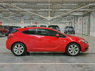2014 Opel Astra GTC J Рестайлинг, красный, 750000 рублей, вид 4