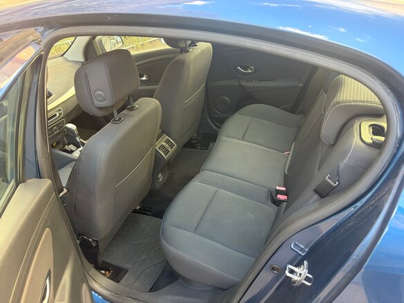 2011 Renault Fluence I, синий, 480000 рублей - вид 9