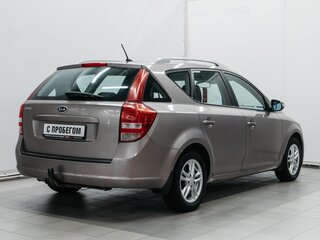 2011 Kia Ceed I Рестайлинг, бежевый, 690000 рублей, вид 3