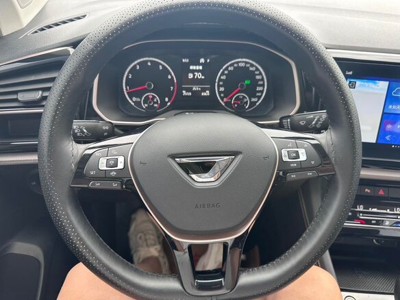 2023 Jetta VS7 I Рестайлинг 1, белый, 1700001 рублей - вид 14