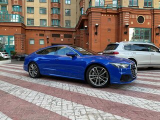2020 Audi A7 55 TFSI II (4K), синий, 5990000 рублей, вид 2