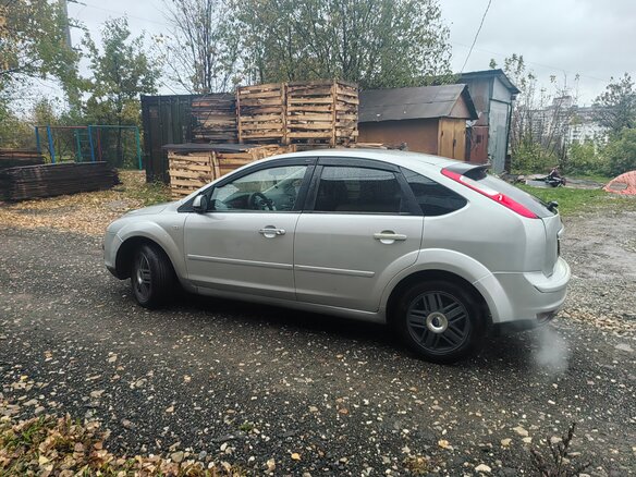 2007 Ford Focus II, серебристый, 230000 рублей - вид 2