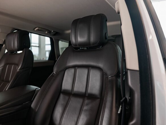 2019 Land Rover Range Rover Sport II Рестайлинг, белый, 4830000 рублей - вид 19