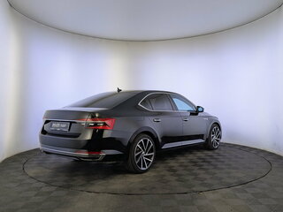 2024 Skoda Superb III Рестайлинг, чёрный, 3420000 рублей, вид 5