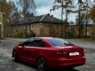 2012 Volkswagen Jetta VI, красный, 830000 рублей, вид 3