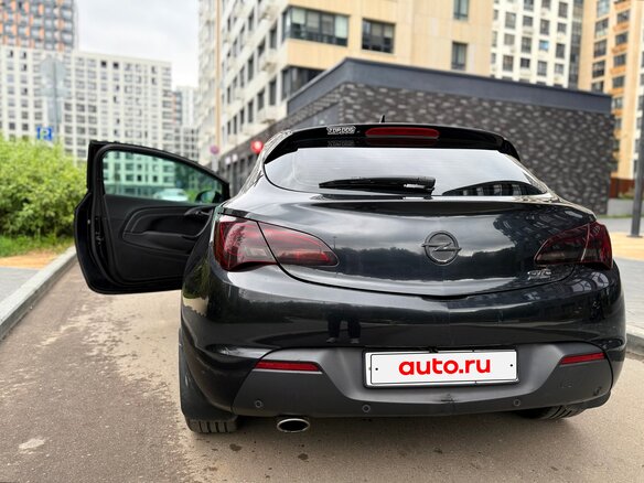 2014 Opel Astra GTC J Рестайлинг, чёрный, 1100000 рублей - вид 6