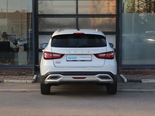 2024 Lada (ВАЗ) Vesta SW Cross I Рестайлинг (NG), белый, 1471000 рублей, вид 4
