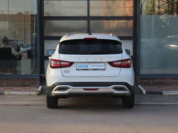 2024 Lada (ВАЗ) Vesta SW Cross I Рестайлинг (NG), белый, 1299000 рублей - вид 3