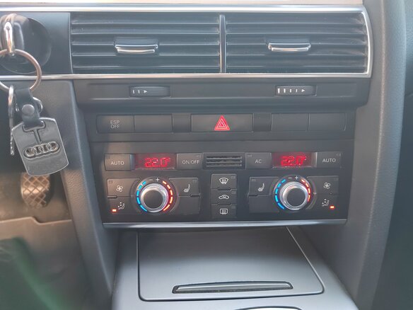 2010 Audi A6 III (C6) Рестайлинг, чёрный, 1150000 рублей - вид 18
