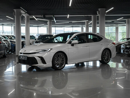 Toyota Camry IX (XV80) China Market