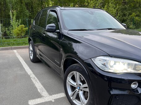 2018 BMW X5 30d III (F15), чёрный, 4750000 рублей, вид 4